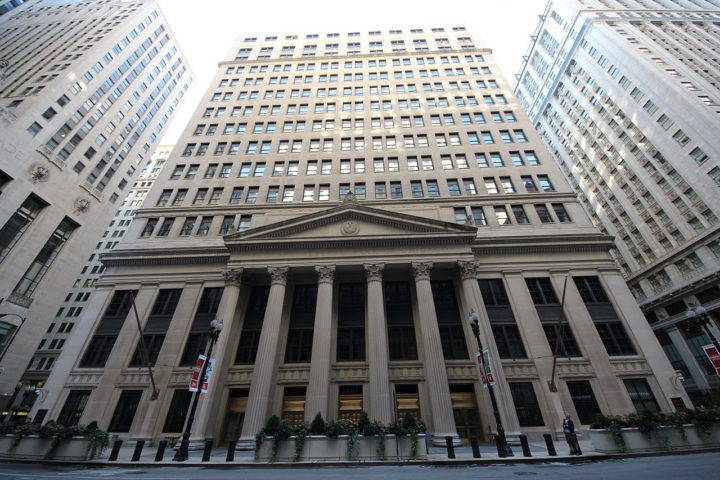Fachada del Edificio de la Reserva Federal de Chicago
