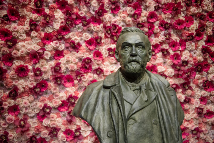 Flower decorations by Florist Helén Magnusson at the 2016 Nobel Prize Award Ceremony at the Stockholm Concert Hall, 10 December 2016.