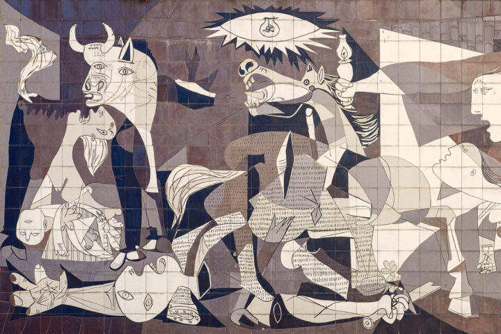 Reproducción del Guernica en una pared de azulejos, Guernica, España (PPL3-Altered)