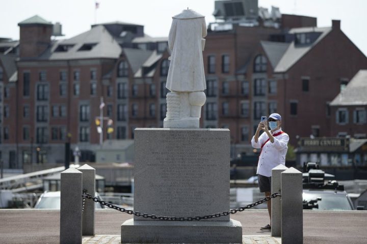 Columbus statues offensive Native Americans